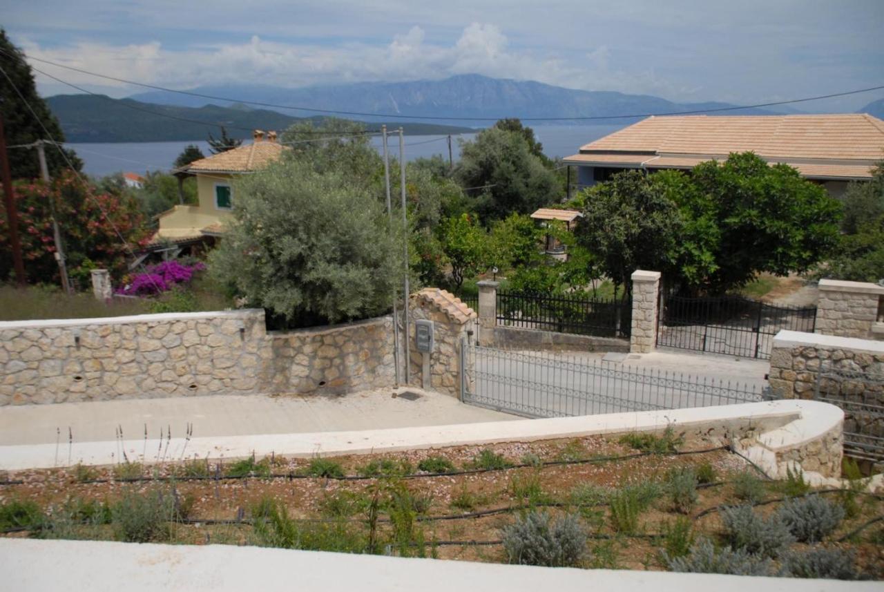 Gerakofolia-Villa Nikiana Exterior photo
